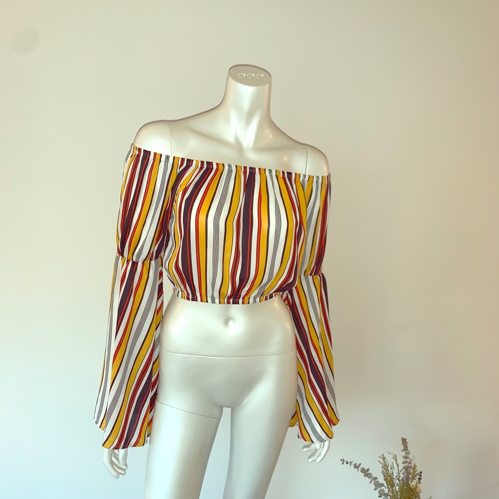 Off Shoulder Bell Sleeve Crop Top